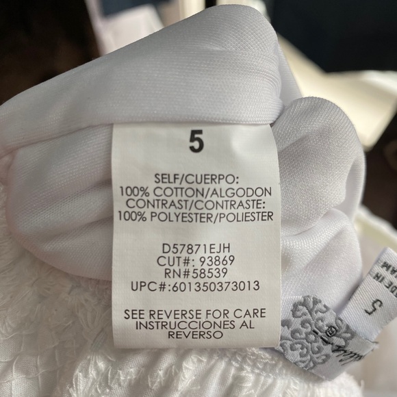 Sweet White Lace Strapless Dress - Picture 9 of 10